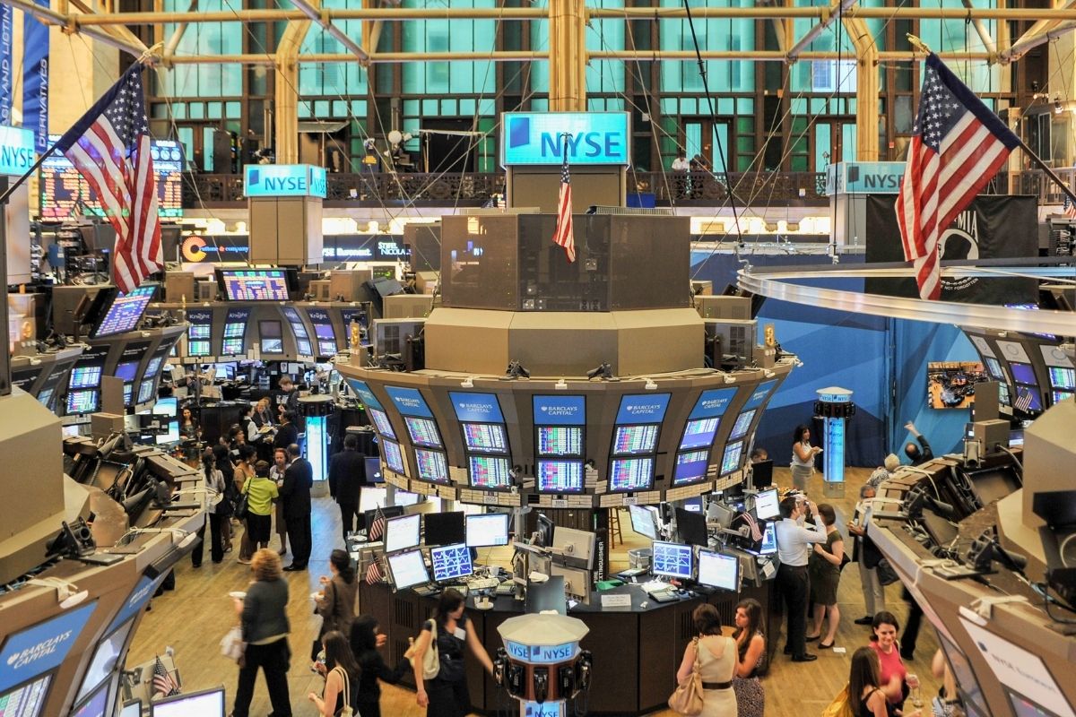 New York borsası, Trump-Musk gerilimi sonrasında günü düşüşle kapattı