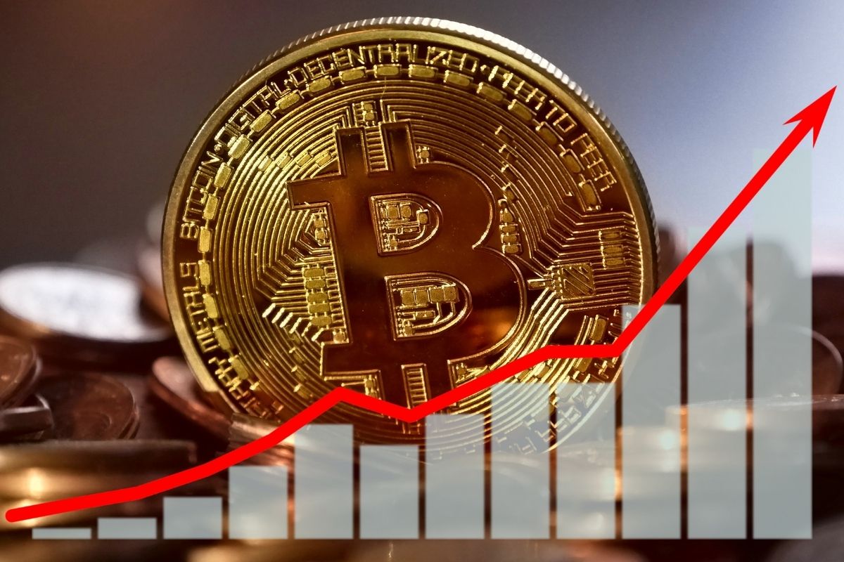 Bitcoin'den rekor üstüne rekor: 122 bin doları aştı