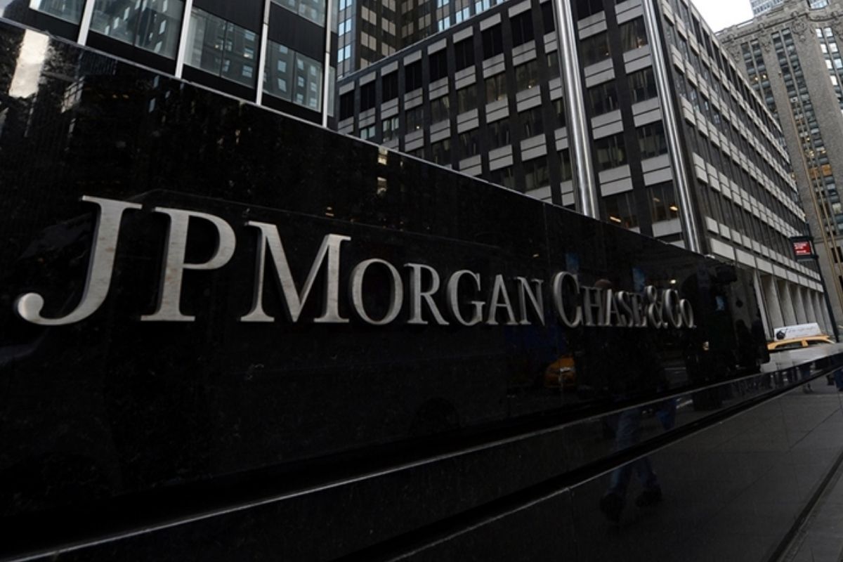 ABD'nin en büyük bankası JPMorgan'ın kârı düştü ancak beklentileri aştı