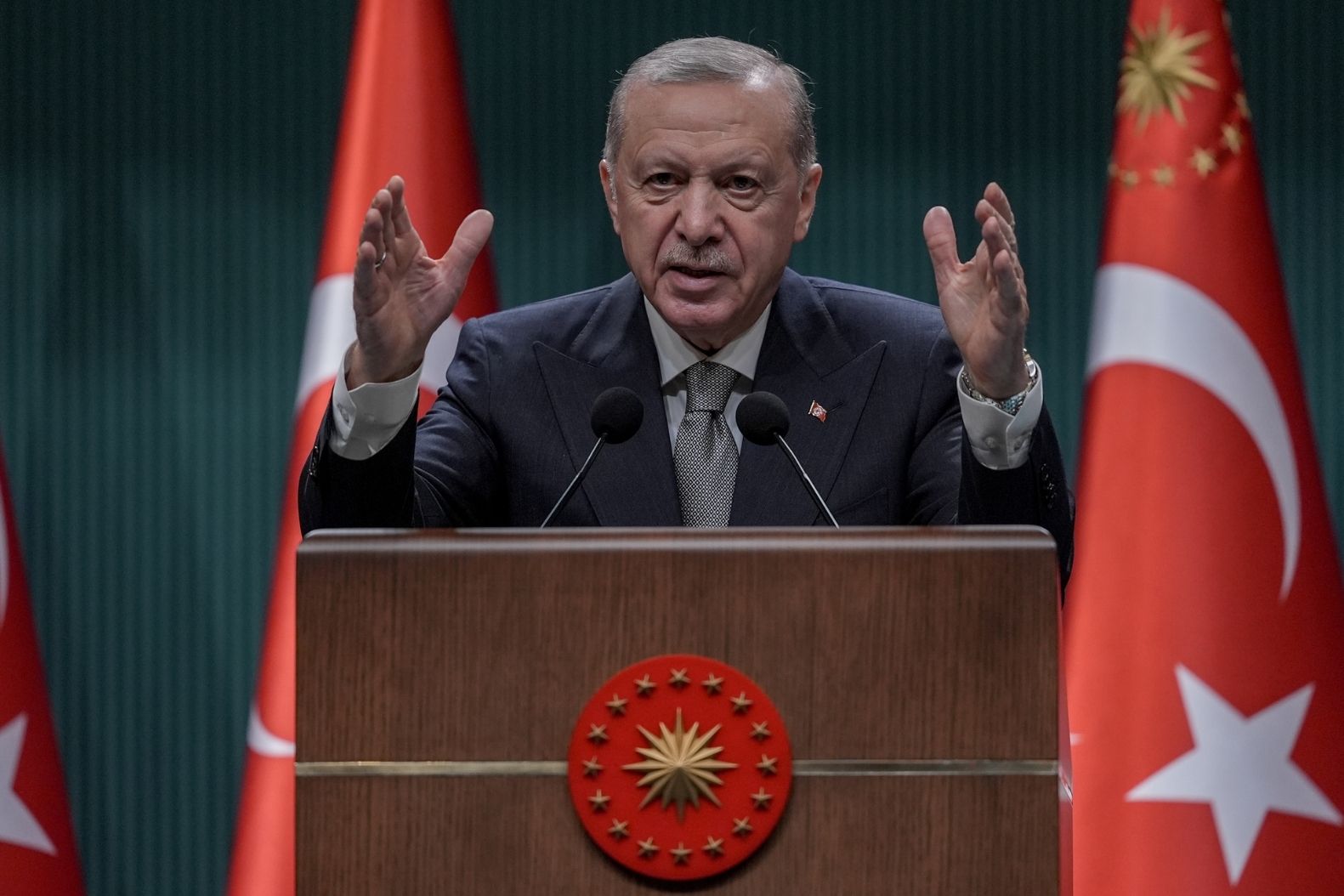 Cumhurbaşkanı Erdoğan'dan Aile Yılı mesajı: Memurlar, doğumdan itibaren ilköğretim çağına başlayana kadar yarı zamanlı çalışabilecek