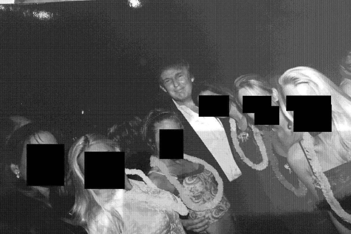 Epstein'in albümünden ABD Başkanı Trump'ın da yer aldığı yeni fotoğraflar paylaşıldı