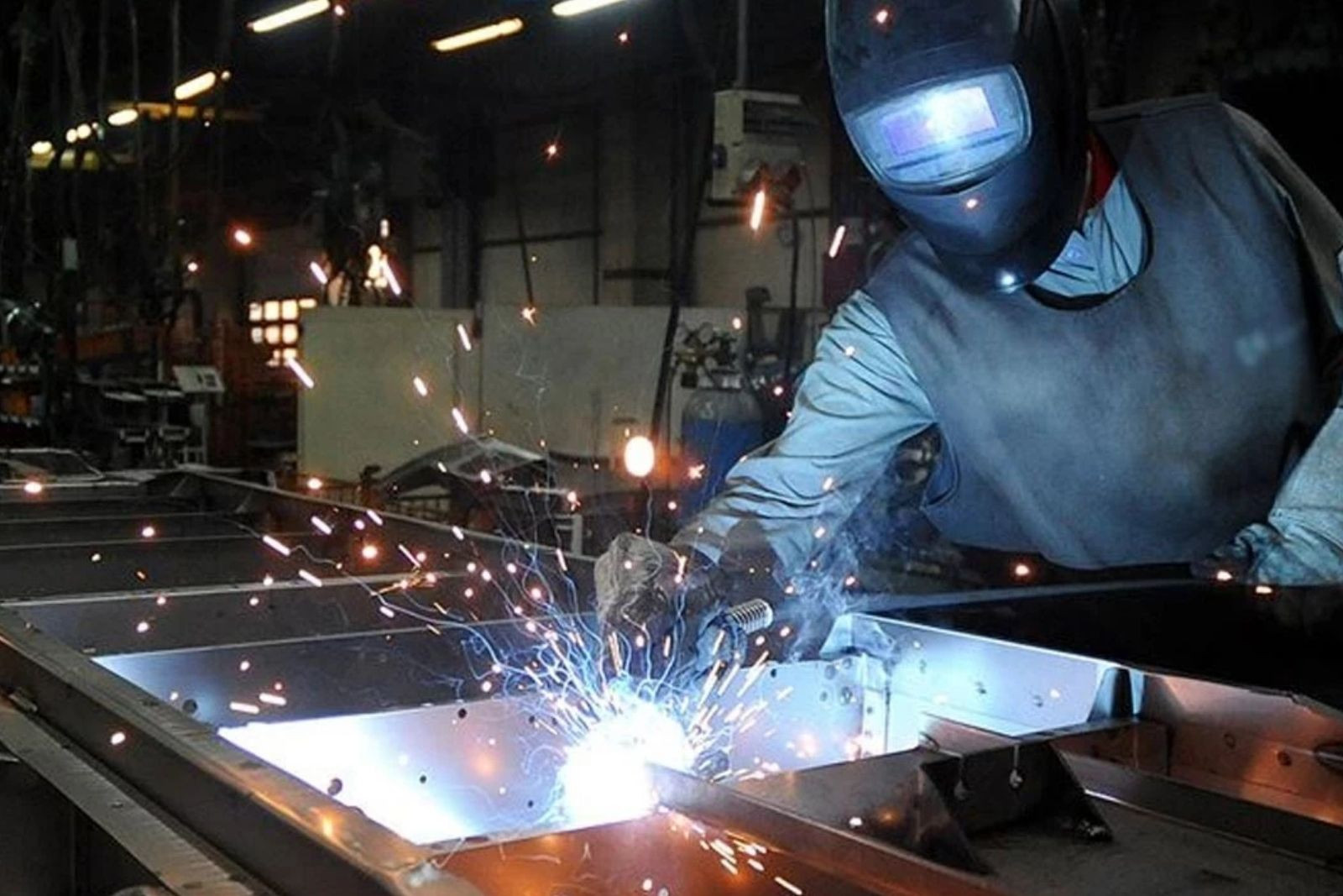 İmalat sanayisinde istihdamı koruyacak destek programının usul ve esasları belirlendi