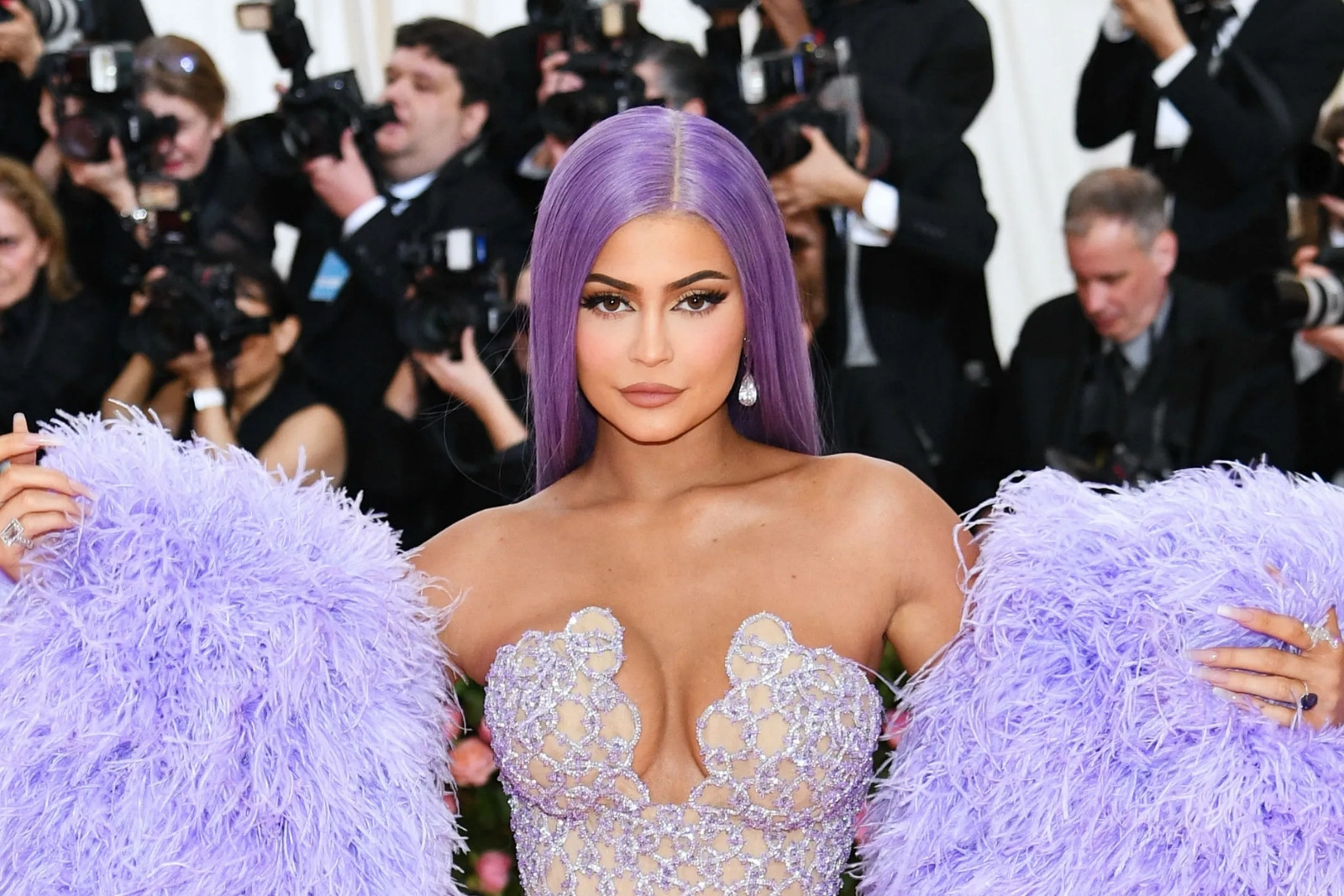 Eski şefinden Kylie Jenner'a dava, ağır çalışma koşulları düşük yapmama neden oldu