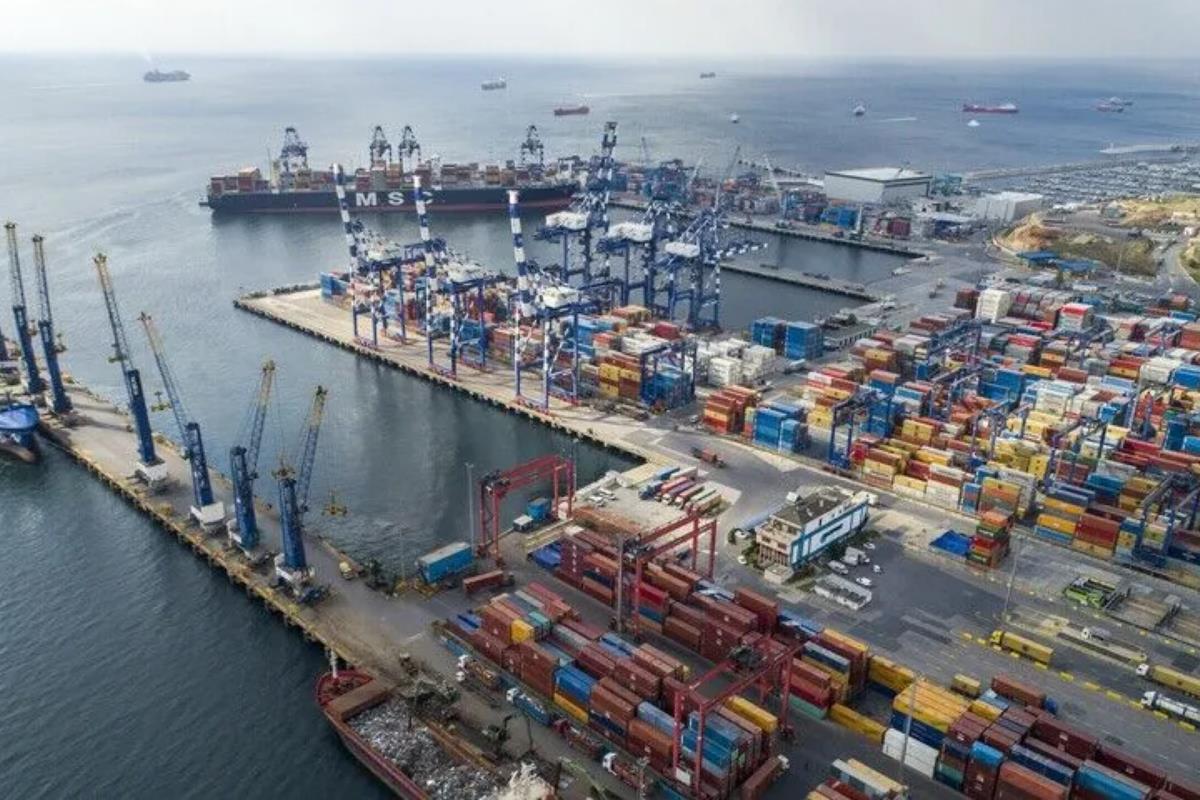 Hürmüz Boğazı krizine rağmen Türk limanları ilk yarıyı büyümeyle kapattı