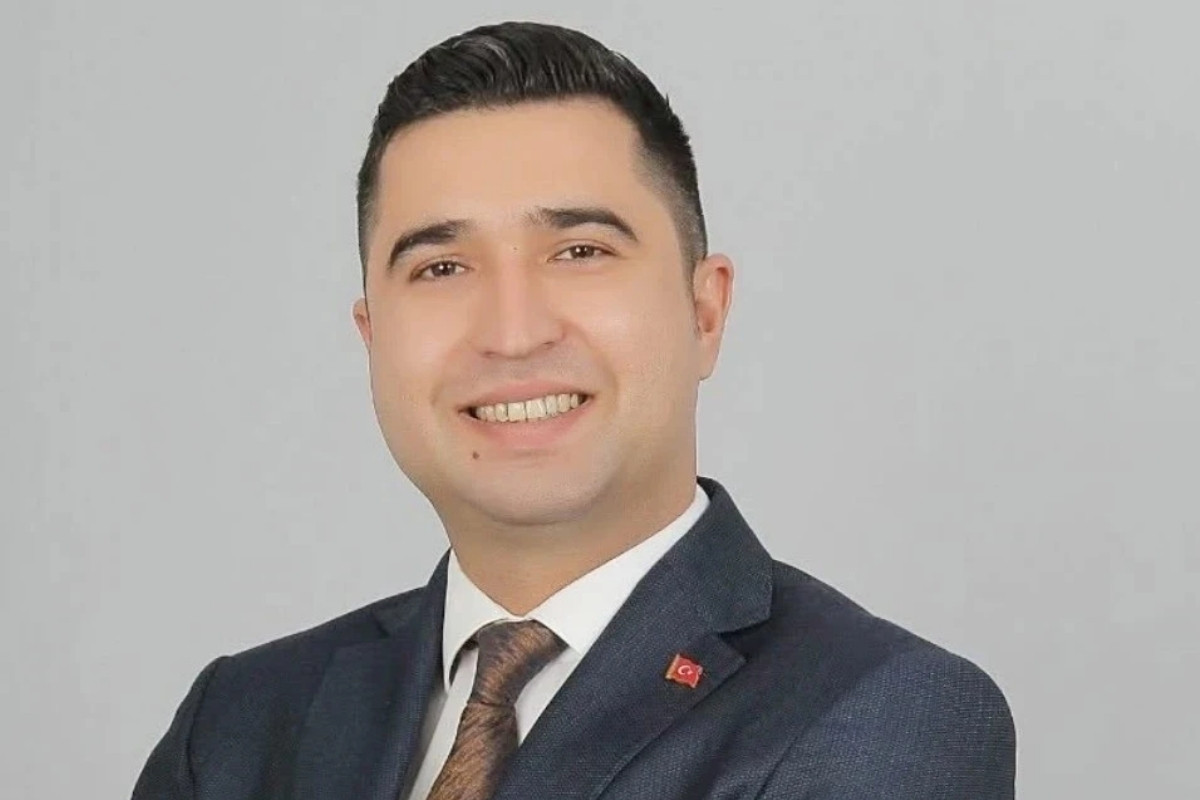 CHP'li Kadirli Belediye Başkanı Mustafa Mert Olcar'a esnaf ziyareti sırasında silahlı saldırı