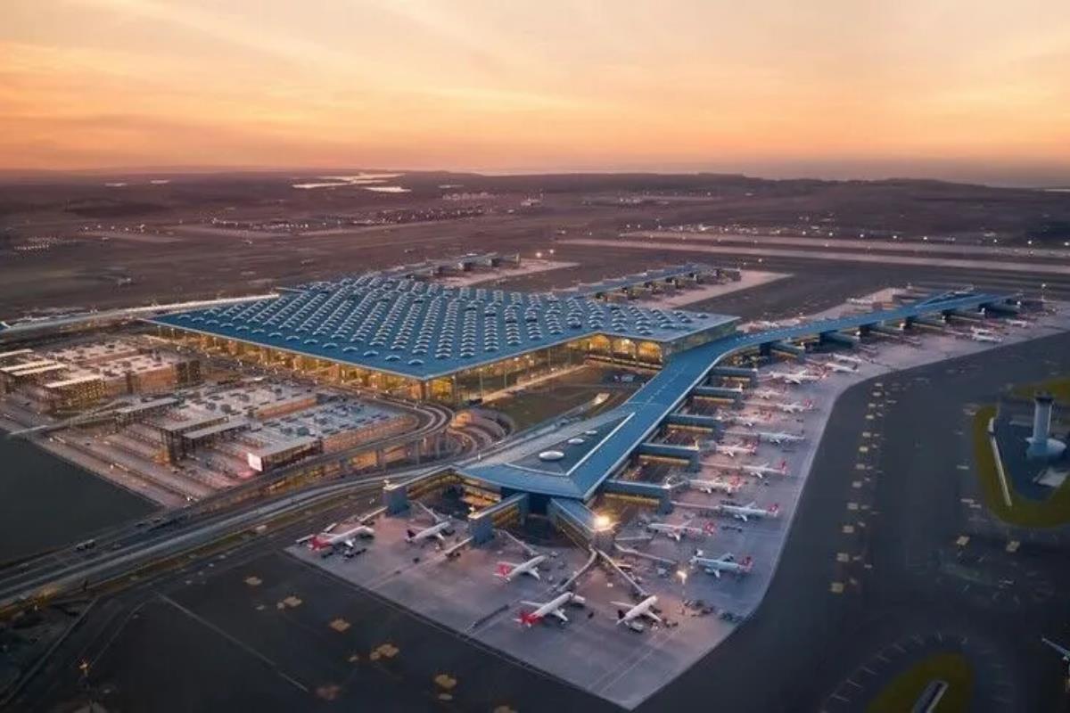 İstanbul'daki iki havalimanı, 78 ilin nüfusundan fazla yolcu ağırladı