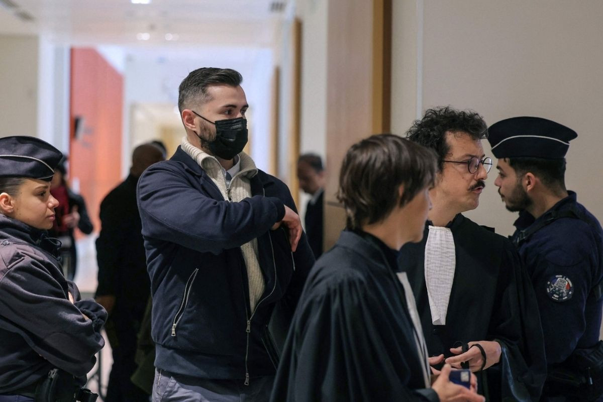 Aralarında iş insanları, istihbaratçılar, askerlerin de yer aldığı Fransa'nın en derin suç örgütü Athanor davasında karar çıktı