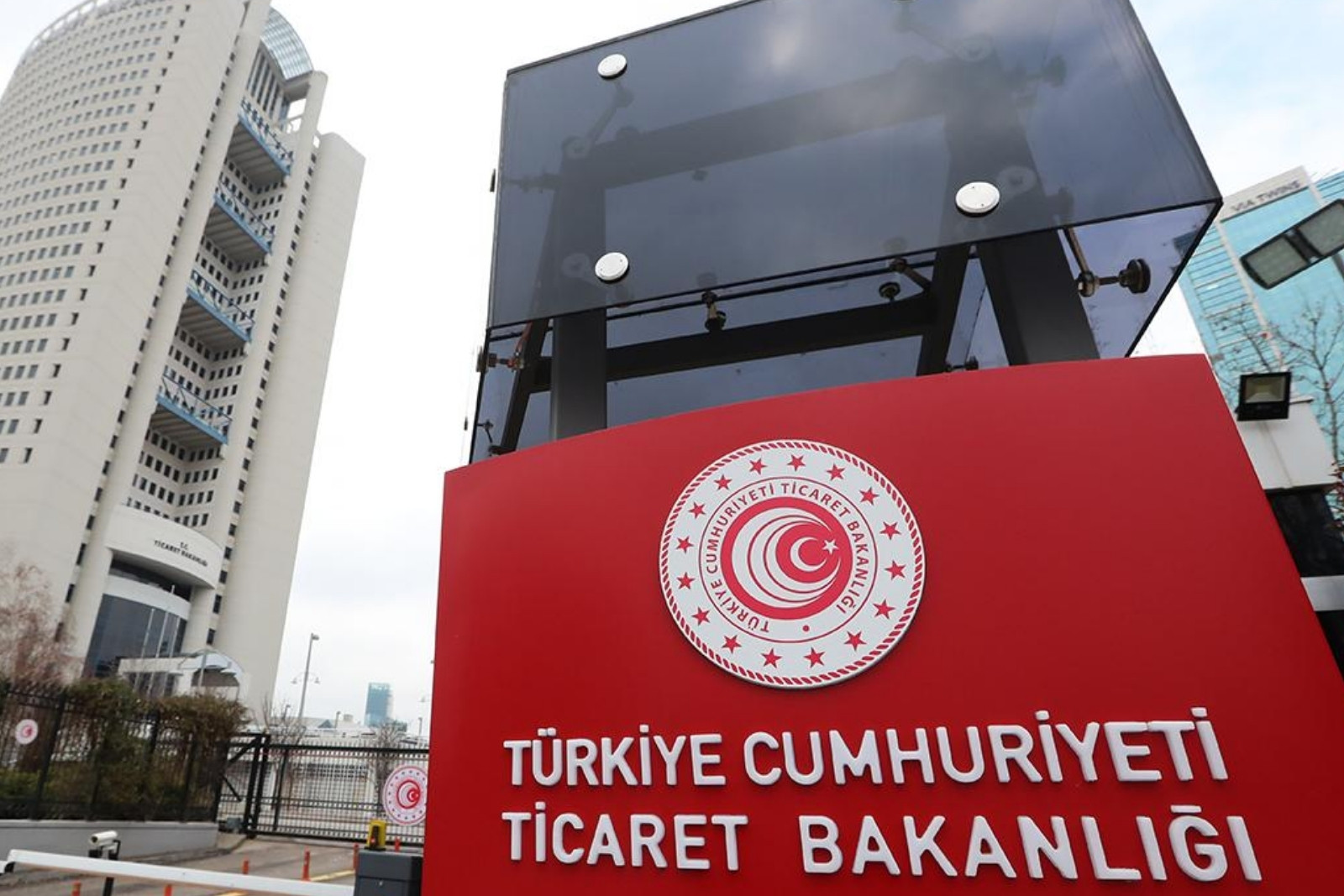 Ticaret Bakanlığı tarafından haziran ayında 608 firmaya dahilde işleme izin belgesi verildi