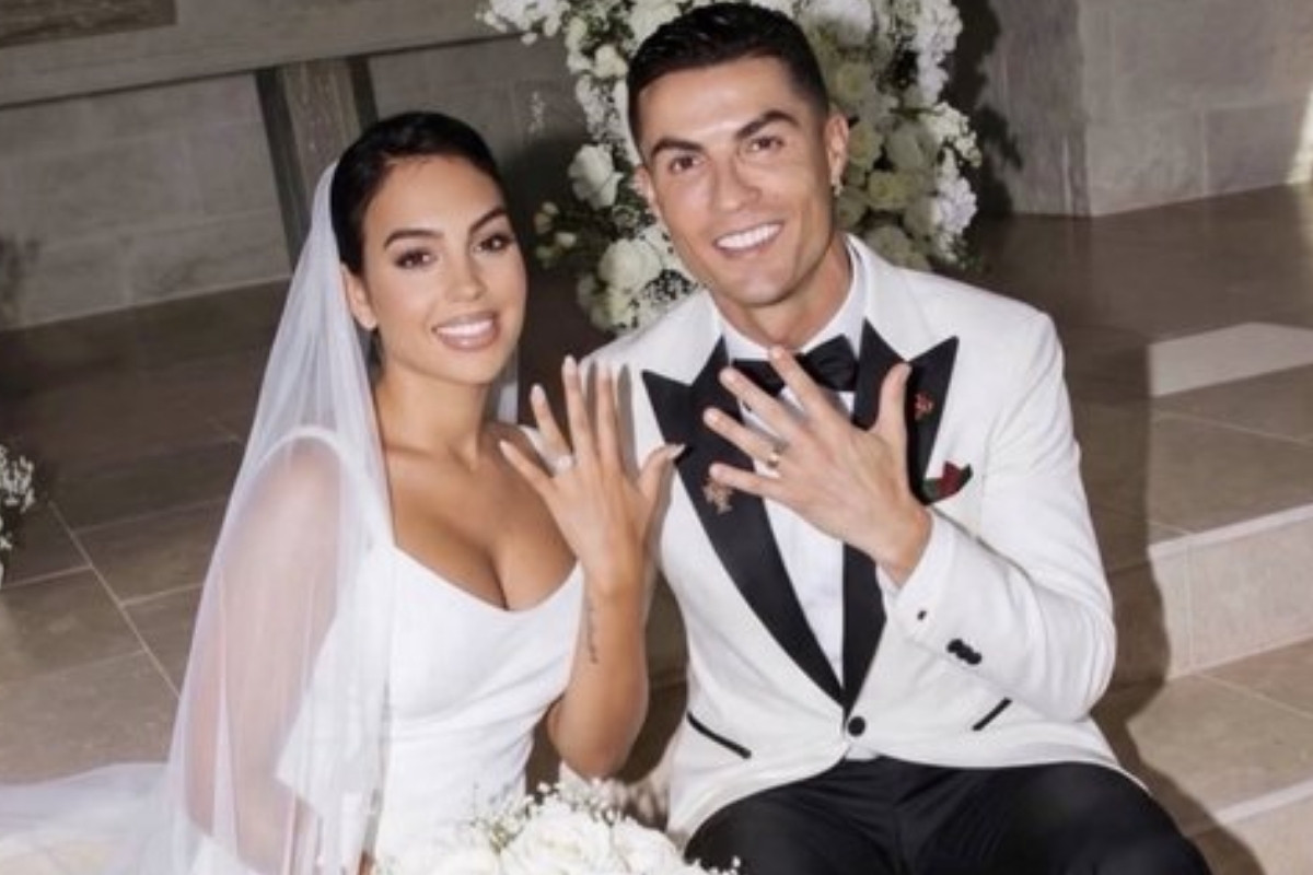 Cristiano Ronaldo ve Georgina Rodriguez, 5 çocuklarının da katıldığı törenle evlendi