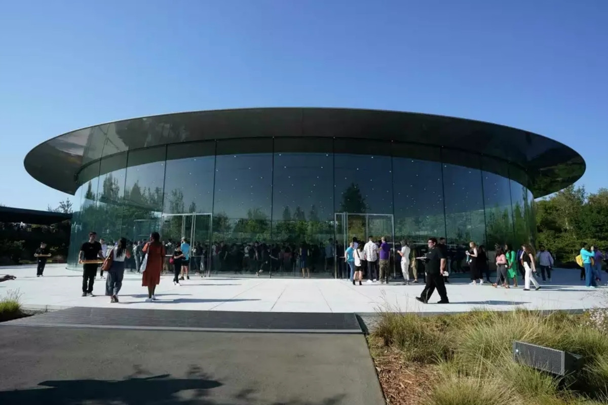 Apple Houston'da yeni ileri üretim merkezini hizmete açtı