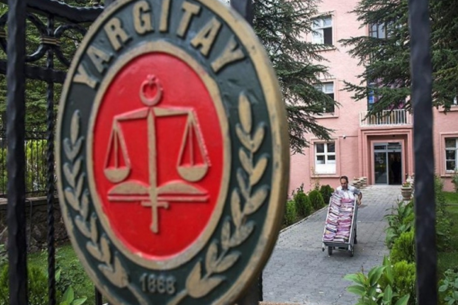 Yargıtay'dan milyonları ilgilendiren emsal karar, peşin kirada tapu devri krizi