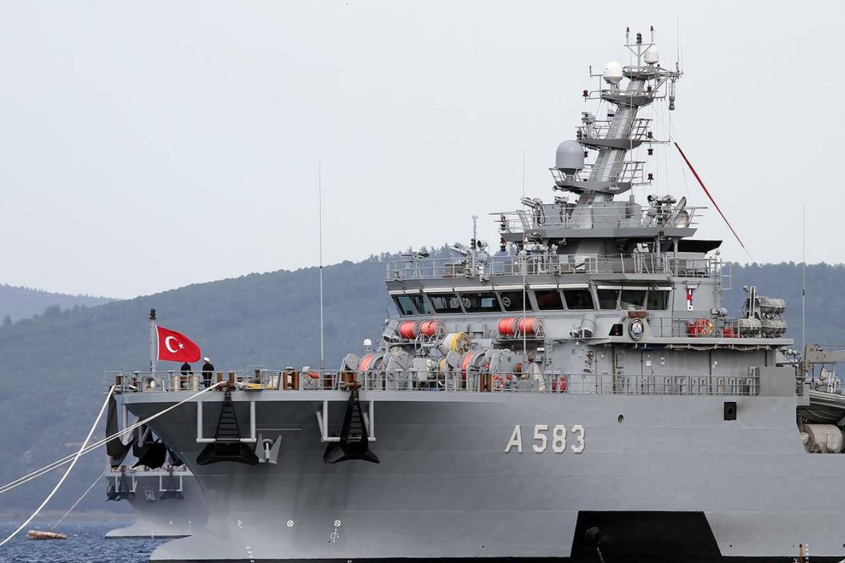 Girne'de batan Filo Jet adlı yolcu gemisini çıkarmak üzere TCG IŞIN bölgeye gidiyor