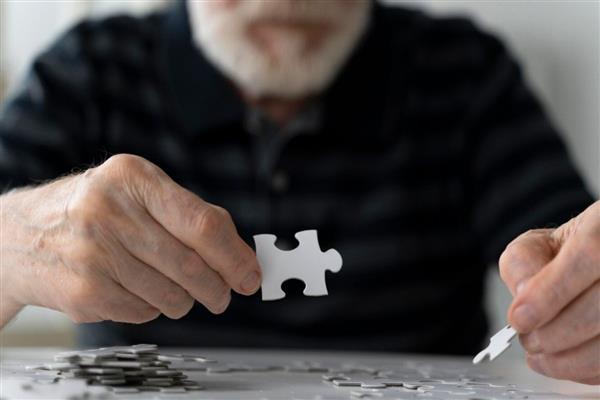 Bilim insanlarının geliştirdiği yeni kan testi Alzheimer'ı tespit ediyor ve ilerlemesini yüzde 92 doğrulukla da izliyor