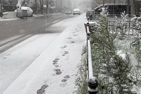 Ankara'da kar yağışı etkili olmaya başladı