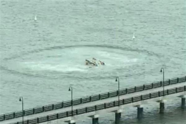ABD'de helikopter Hudson Nehri'ne düştü