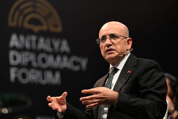 Şimşek: Korumacılık uzun vadeli büyümeye darbe vuracak