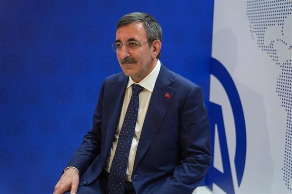 Cumhurbaşkanı Yardımcısı Cevdet Yılmaz'dan ekonomiyle ilgili 'otomatik pilot' yorumu