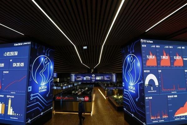 Haftanın son işlem gününde borsa da altın da düştü