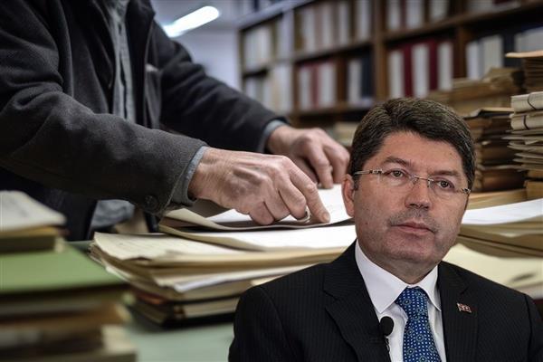 Bakan Tunç'tan 'Bilirkişilik Yönetmeliğine' ilişkin paylaşım
