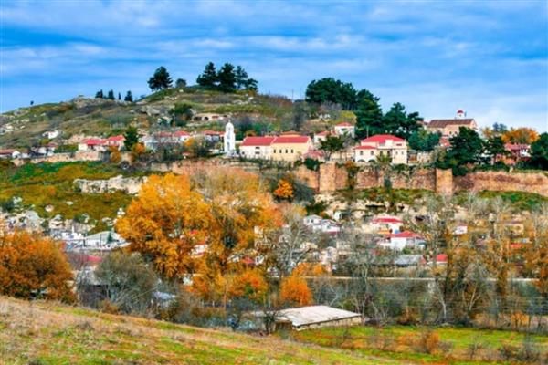 Yunanistan'ın Türkiye sınırına yerleşim teşviki beklenen ilgiyi görmedi