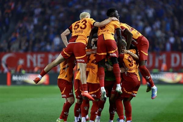 Şampiyon Galatasaray'ın yayın geliri 17,1 milyon dolar