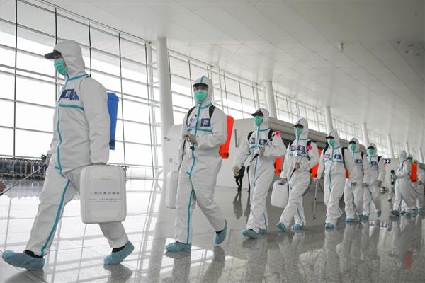 Koronavirüs'ün dünyaya yayıldığı Wuhan'dan gizli biyolojik materyalleri kaçırmaya çalışan Çinli doktora öğrencisi ABD'de yakalandı