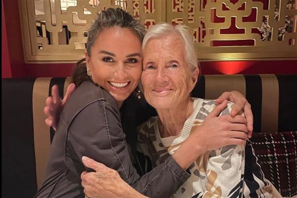 Eda Taşpınar'ın 94'lük anneannesi de sosyal medyada