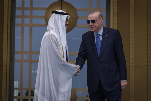 Birleşik Arap Emirlikleri Devlet Başkanı Şeyh Muhammed bin Zayed Al Nahyan, Cumhurbaşkanı Erdoğan'ın davetlisi olarak Ankara'da