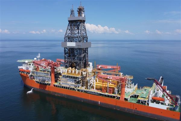 Bakan Bayraktar, yeni sondaj gemilerinin 2026 başında göreve hazır olacağını bildirdi