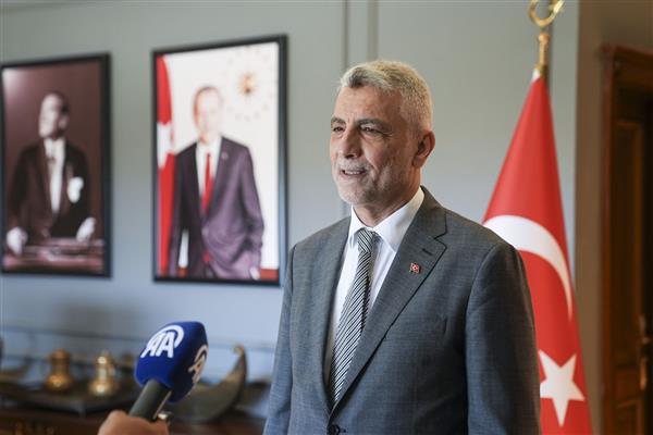 Ticaret Bakanı Ömer Bolat'tan Schengen vizesi açıklaması: Türk vatandaşlarına kolaylık için AB'ye belge gönderildi