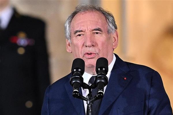 Fransa Başbakanı Bayrou, AB-ABD ticaret anlaşmasının yapıldığı günü 'kara gün' olarak niteledi