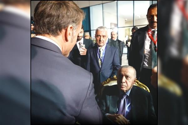 Fransa Cumhurbaşkanı Macron, Erdoğan'ın davetini 'Paris'te beni bekliyorlar' diyerek reddetti