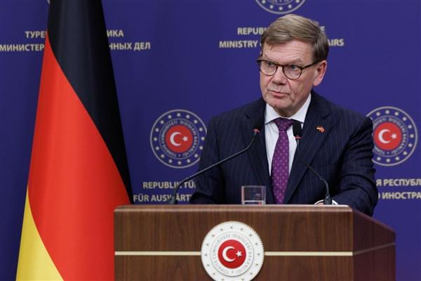 Almanya Dışişleri Bakanı Johann Wadephul'dan Türk vatandaşları için vizesiz seyahat açıklaması