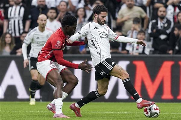 Beşiktaş, 2 dakikada yediği 2 golle Gençlerbirliği'ne yenildi