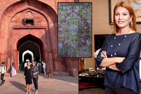 Caroline Koç markası için Hindistan'a iş gezisi yaptı