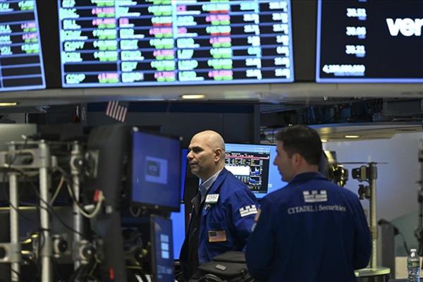 Küresel piyasalar Fed'in faiz haftasına karışık seyirle başladı