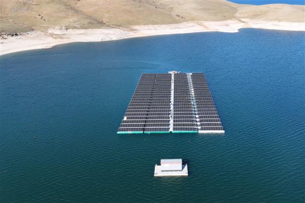 Yüzer GES kurulması için su yüzeylerinin kullanılması ve kiralanmasına ilişkin esaslar belirlendi