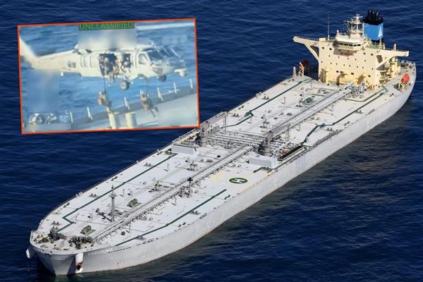 ABD, Venezuela açıklarında bir petrol tankerine el koydu