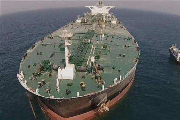 İran, Hürmüz Boğazı'nda akaryakıt kaçakçılığı gerekçesiyle bir tankere el koyduğunu duyurdu
