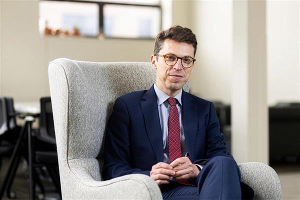 Massachusetts Institute of Technology'de görev yapan Profesör Nuno Loureiro, evinde uğradığı silahlı saldırı sonucu hayatını kaybetti