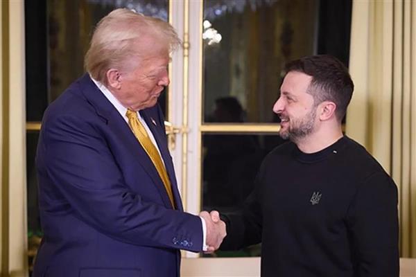 ABD Başkanı Donald Trump, Ukrayna Devlet Başkanı Volodimir Zelenskiy ile barış görüşmeleri için Florida'da buluştu