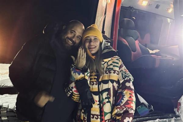 Somer Sivrioğlu sevgilisi Talya Didem Belen'e evlenme teklif etti