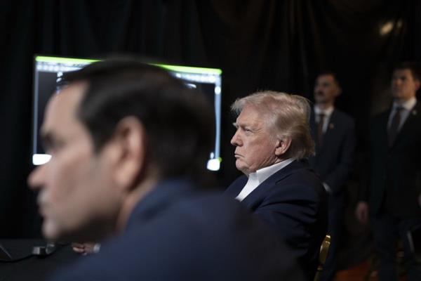 ABD Başkanı Trump, Venezuela operasyonunu izlediği anlara ilişkin fotoğraf paylaştı