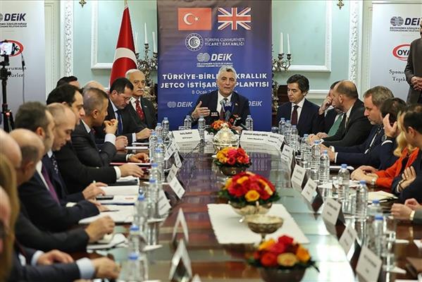 Londra'daki zirvede atılan imzayla Türk firmalara İngiltere gümrüklerinde ayrıcalıklı geçiş dönemi başladı