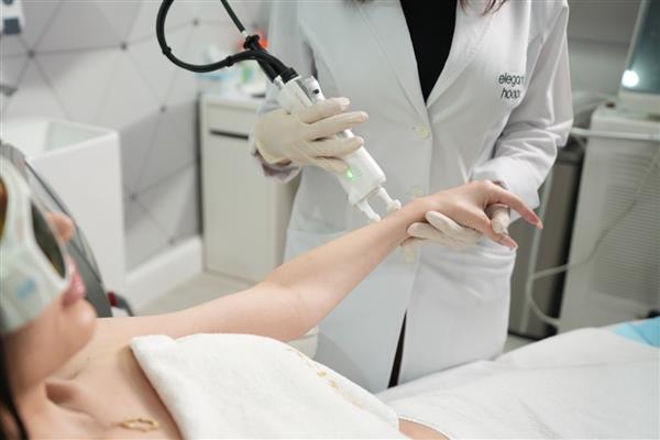 Lazer epilasyon işlemi sırasında yanan 17 yaşındaki genç kızın şikâyetiyle işletme sahipleri hakim karşısına çıkıyor