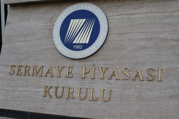 Sermaye Piyasası Kurulu'ndan 3 kişiye geçici işlem yasağı