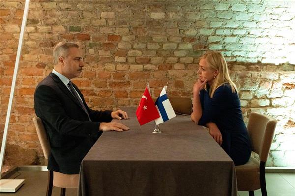 Dışişleri fotoğraf paylaştı, Hakan Fidan ve Finlandiyalı mevkidaşı görüştü