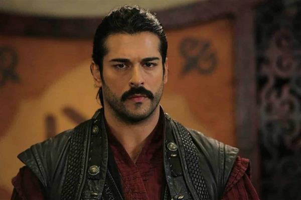 Yer beğenmeme iddiası sonrası Burak Özçivit'e Arap dünyasında davet freni mi geldi?