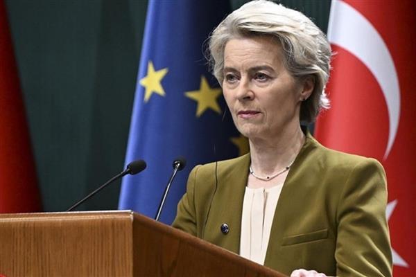 Von der Leyen, Grönland gerilimiyle birlikte Avrupa'nın ABD ile diyalog ve kararlılık arasında bir yol ayrımında olduğunu söyledi