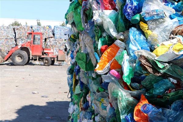 Malezya hükümeti, elektronik atık ithalatını tamamen yasakladığını duyurdu